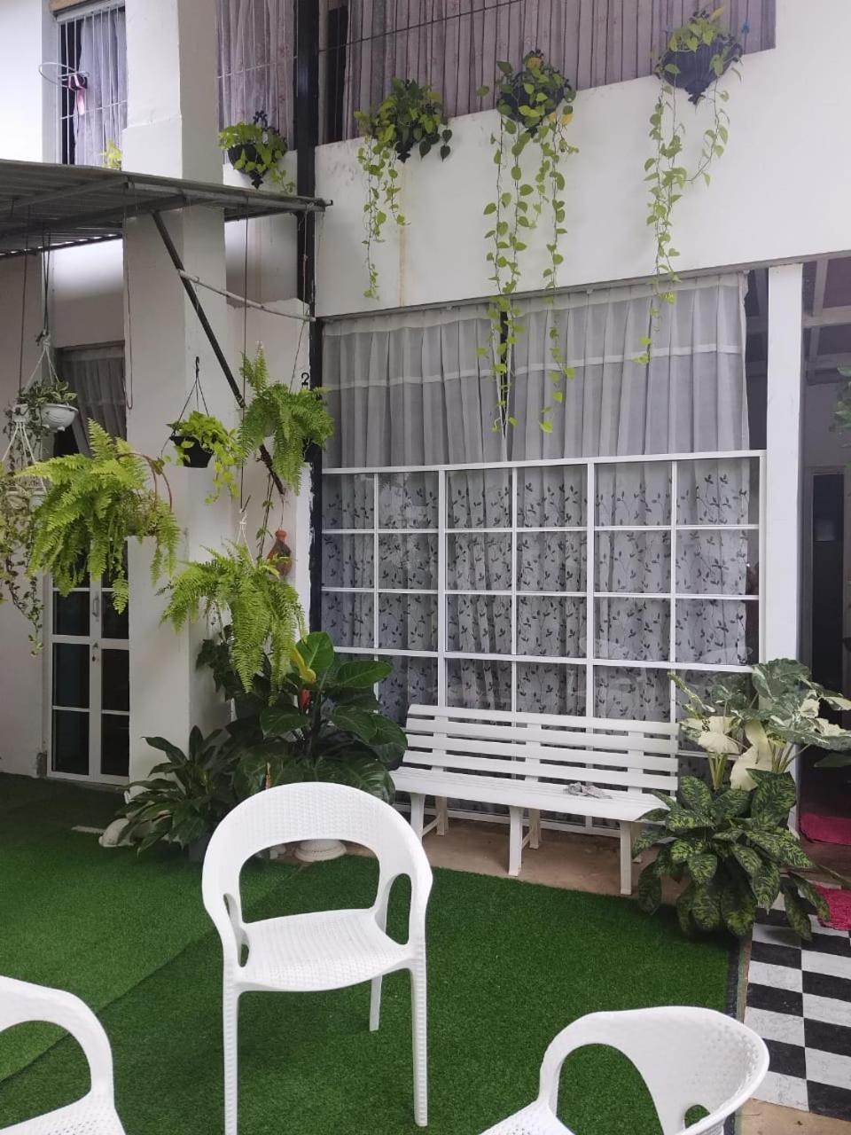 Ella Way Resort 페라데니야 외부 사진